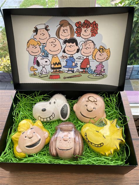 charlie brown gifts and merchandise.